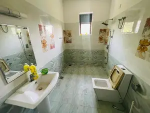 Luxurious 4-Bedroom House for Sale in Kiribathgoda - Makola