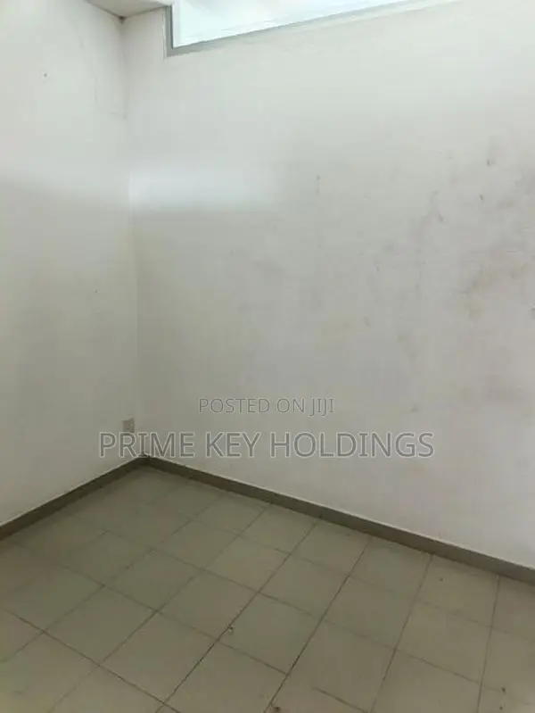 Commercial Building for Rent – Kalubowila (Facing Main Road) [CR107]