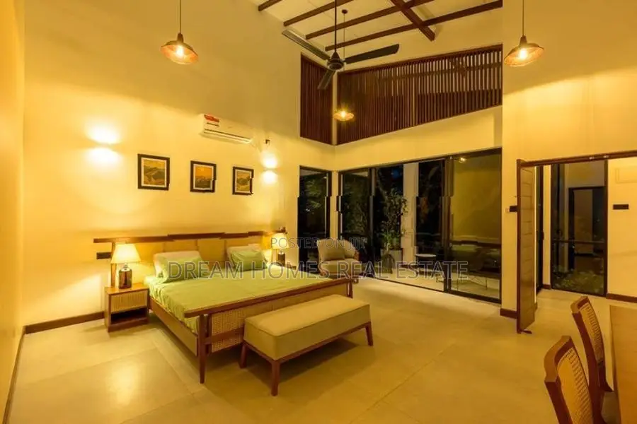 Kandy Architecturally Designed Hillside Villa for Sale with Mountain