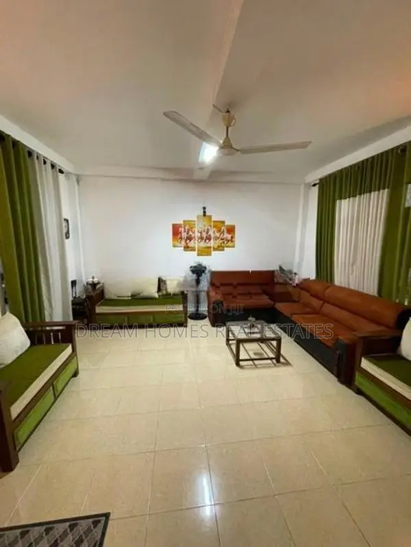 Modern 3-Storey House Sale Pannipitiya