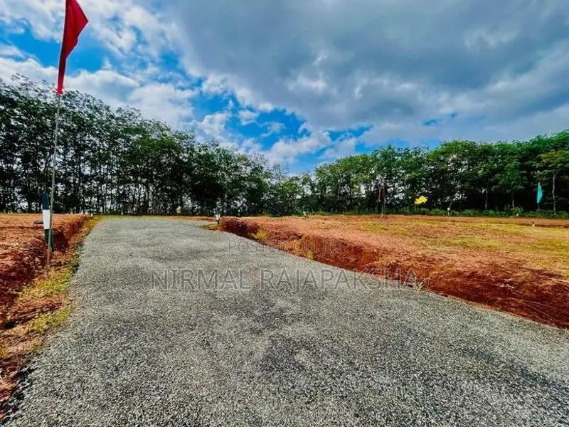 Land Plots for Sale in Kaduwela Nawagamuva