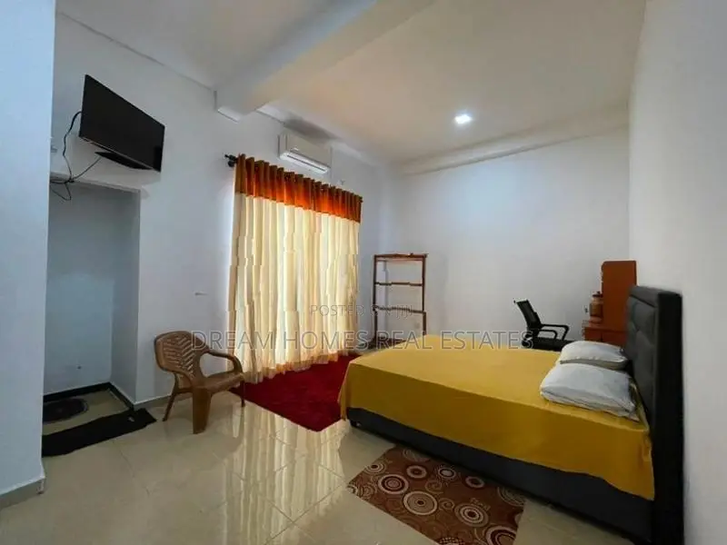 Modern 3-Storey House Sale Pannipitiya