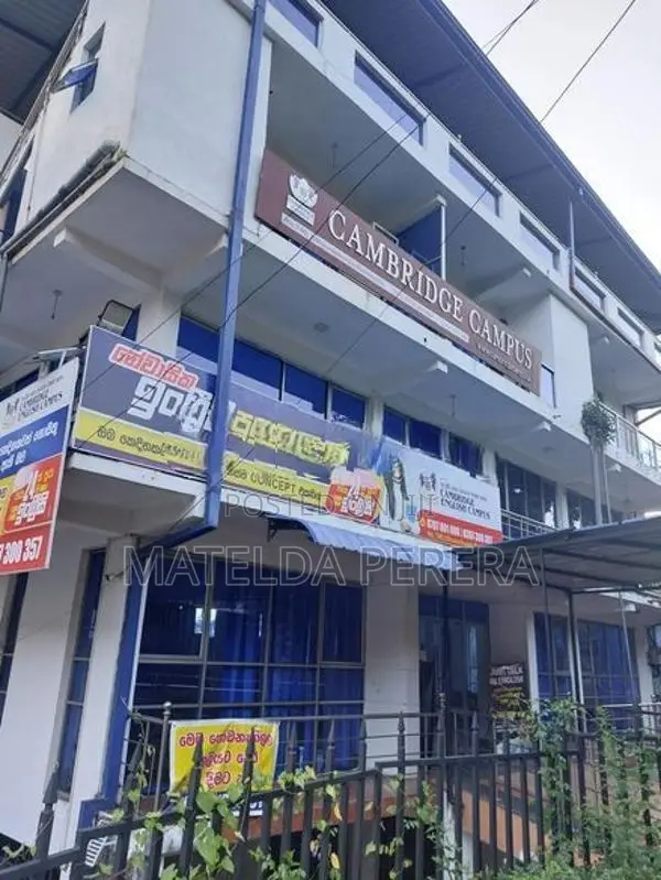 Building for Rent in Mawanella