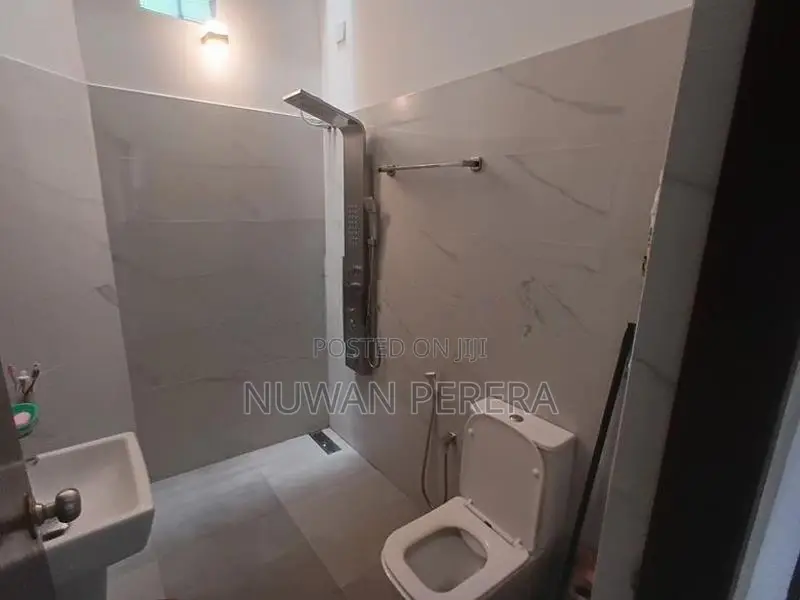 Piliyandala newly build ground floor complete house sale .