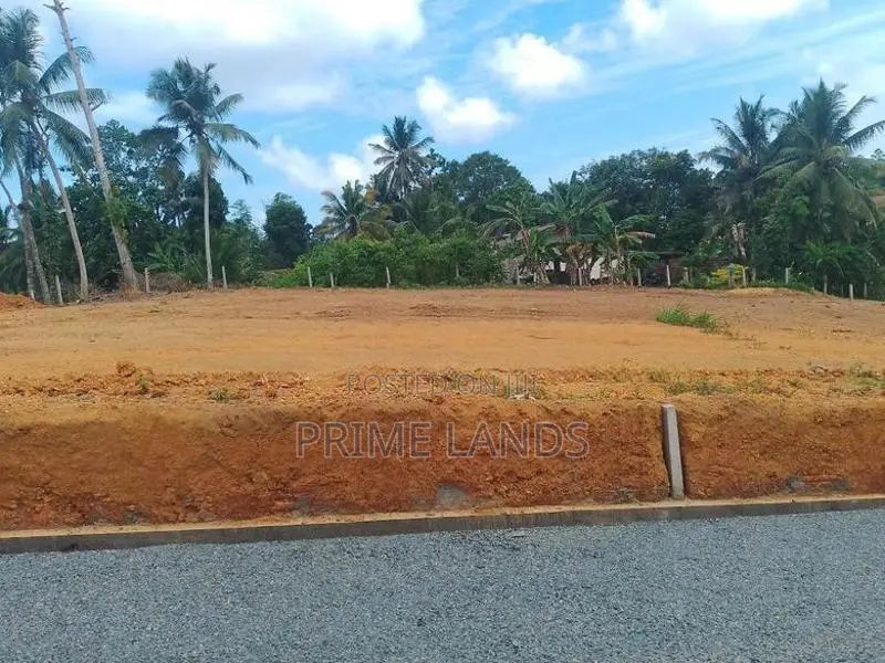 Residential Land Plots for Sale in Aluthwala