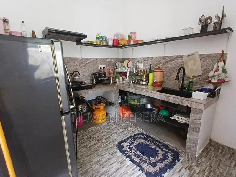 Piliyandala newly build ground floor complete house sale .
