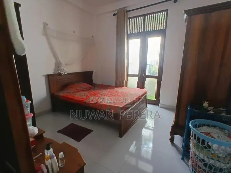 Piliyandala newly build ground floor complete house sale .