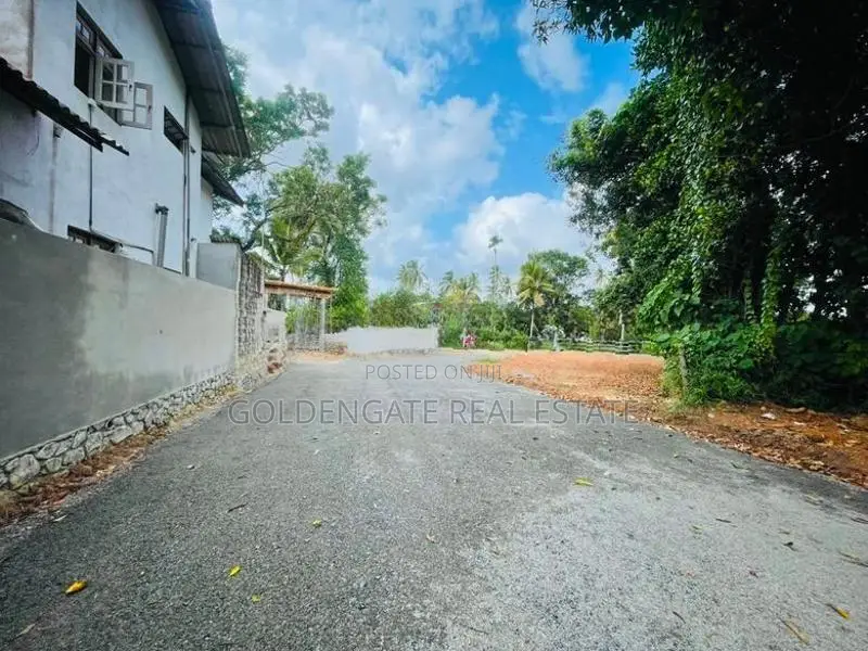 Yakkala New Land for Sale