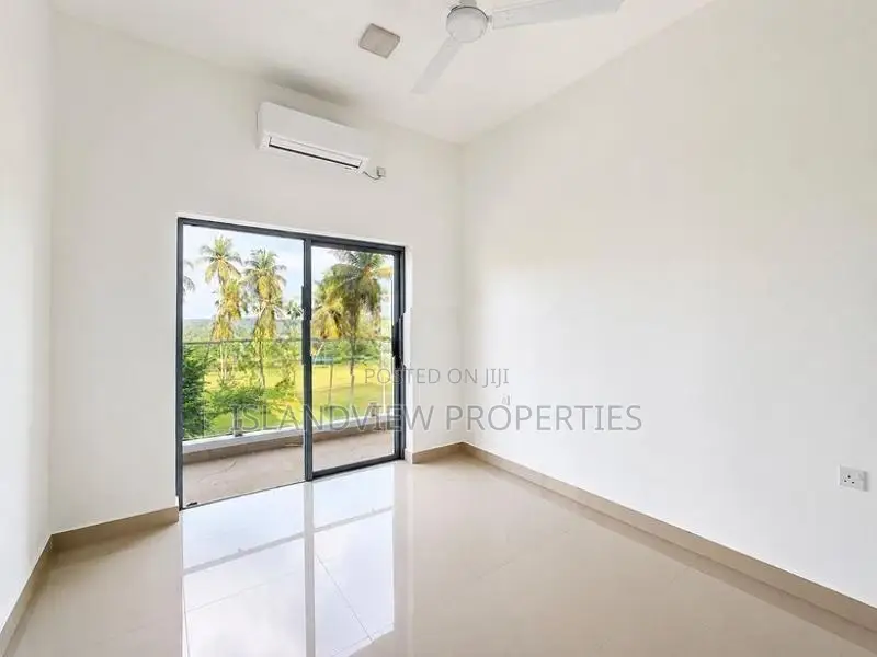 Brand New Canterbury Golf 2 Bedroom Apartment for Sale in Piliyandala