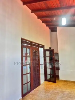Valuable Residential Land Available for Sale Pannipitiya