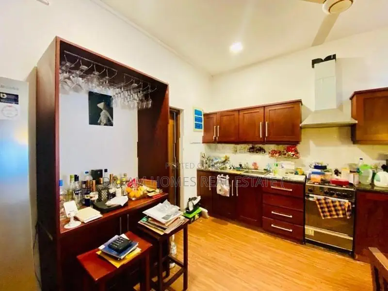 Luxury Family Home for Sale – Pelawatte Lake Road