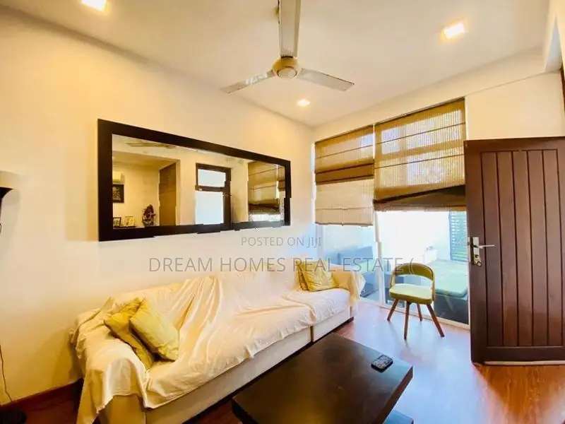 Luxury Family Home for Sale – Pelawatte Lake Road