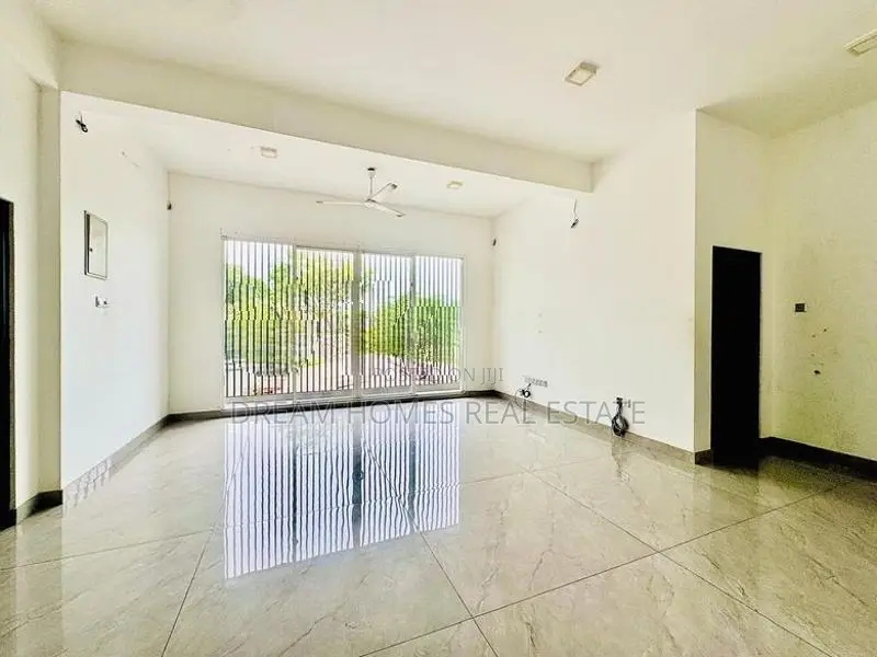 Luxurious 3-Story Modern House for Sale in Thalapathpitiya