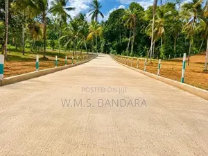 Wathupitiwala Land for Sale