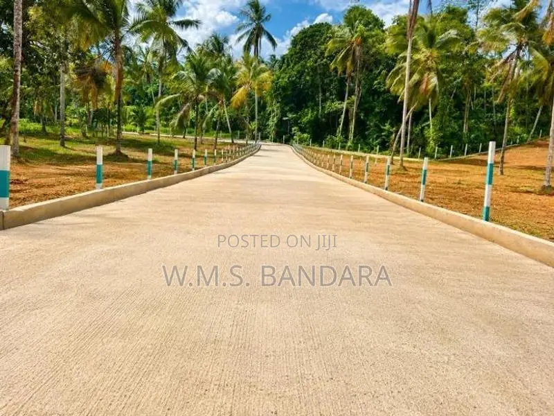 Wathupitiwala Land for Sale