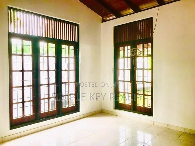 House for Sale – Depanama, Pannipitiya