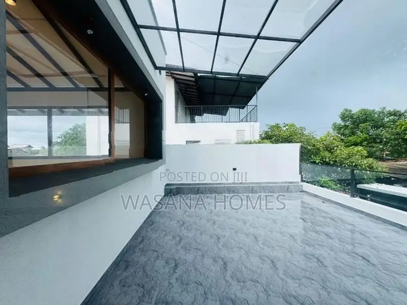 Luxury House for Sale Kesbewa