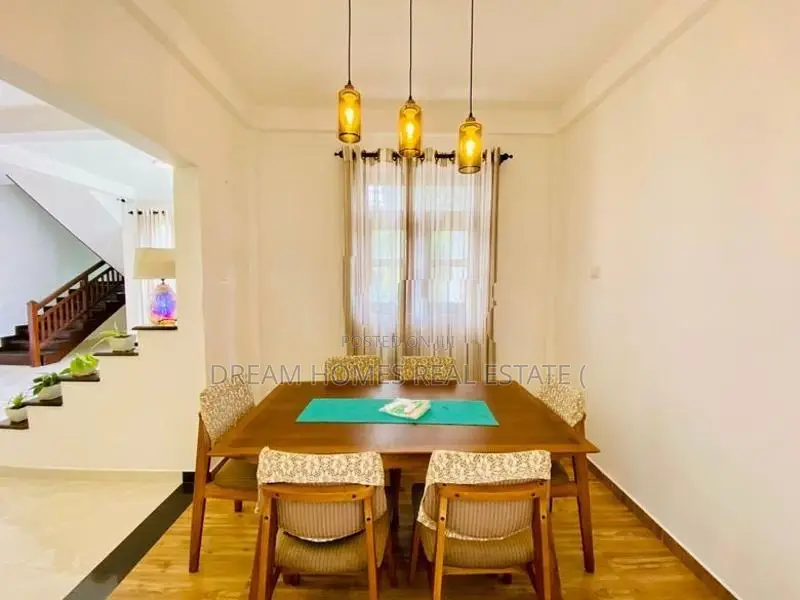 16 Perches Modern Box-Type Luxury House for Sale – Athurugiriya