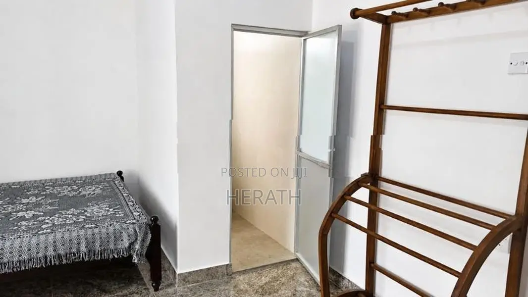 හංහමුණ හන්දියට ආසන්නයෙන් කාමරයක් කුලියට