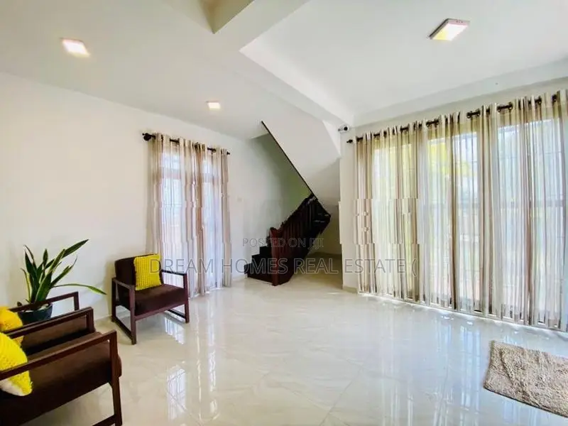 16 Perches Modern Box-Type Luxury House for Sale – Athurugiriya