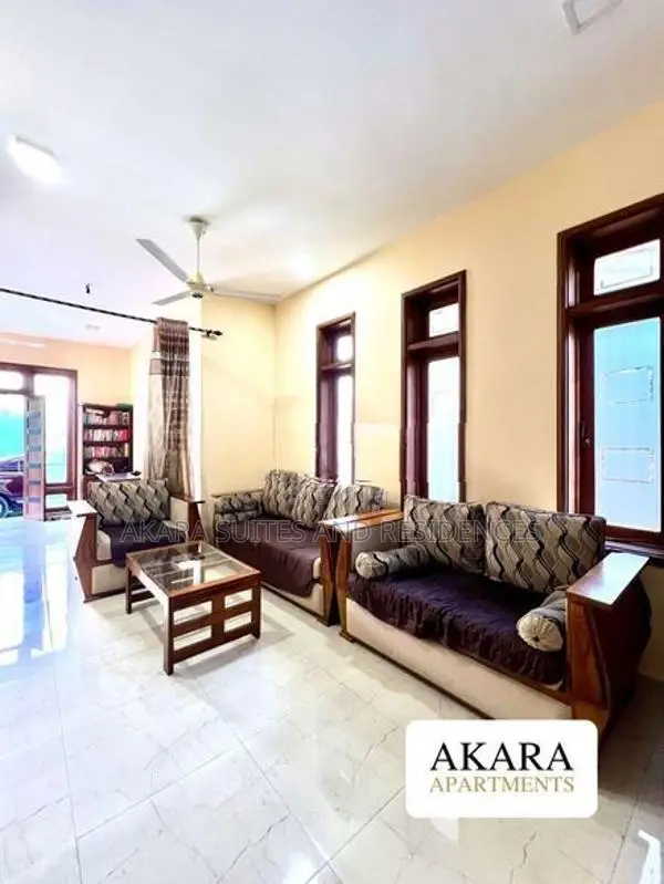 18.5 Perches - Unfurnished House for Sale HL53958 Kalubowila