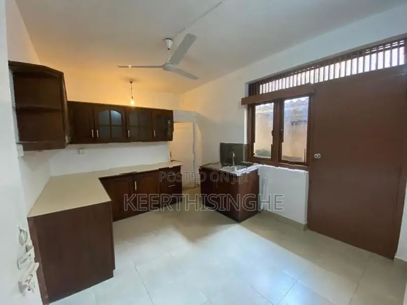 Prime Property for Sale in Park Road, Colombo 05