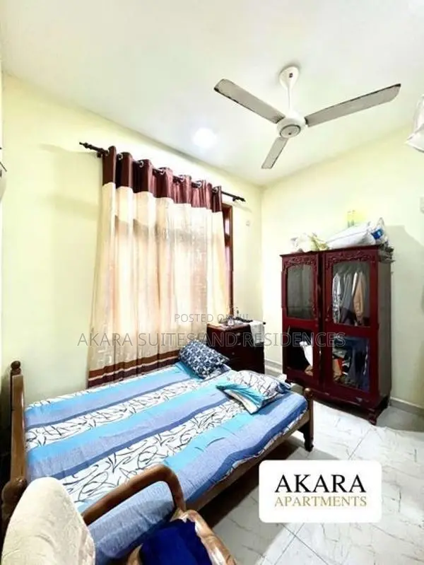 18.5 Perches - Unfurnished House for Sale HL53958 Kalubowila
