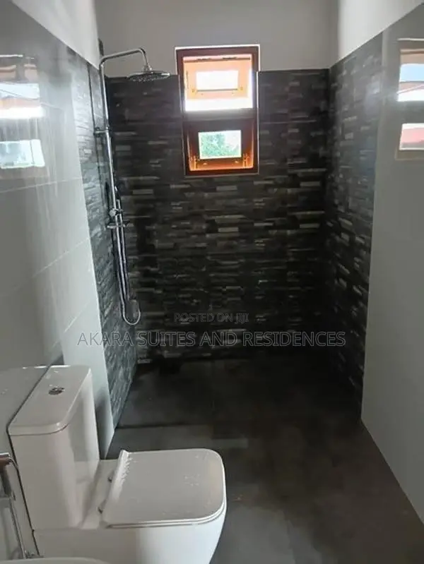 6.75 Perches - Unfurnished House for Sale HL49142 Boralesgamuwa