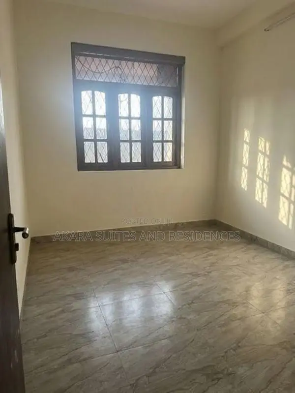 07.8 Perches - Semi-Furnished House for Sale HL44906 Dehiwala