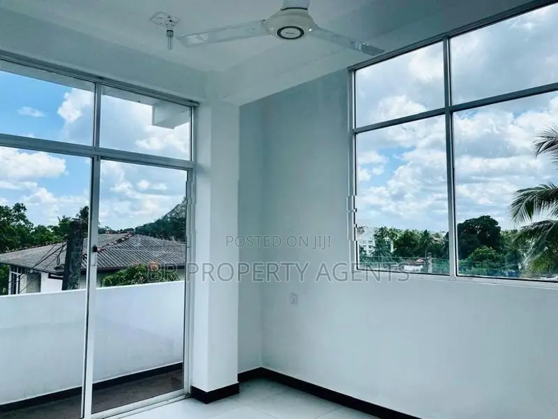 First Floor House for Rent in Battaramulla