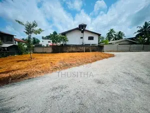 Yakkala Land for Sale