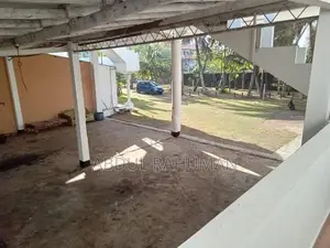 2 Storey House For Sale in Thalawathugoda