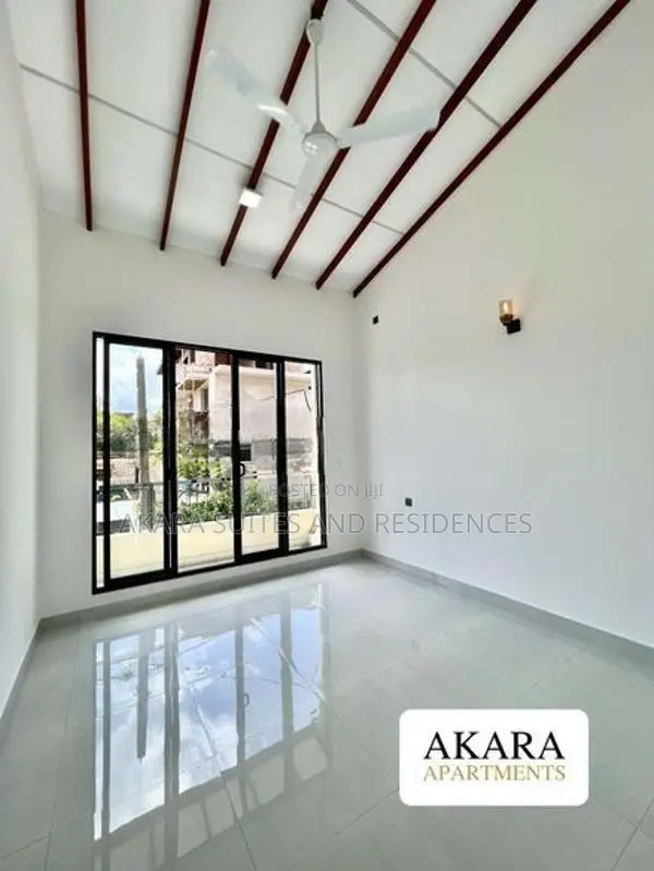 4.8 Perches - Unfurnished House for Sale HL54002 Kalubowila