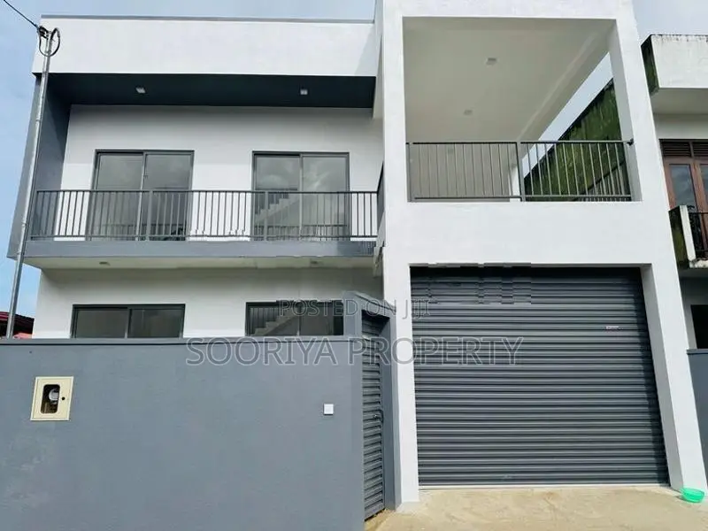 Super Luxury Two Story House for Sale in Piliyandala