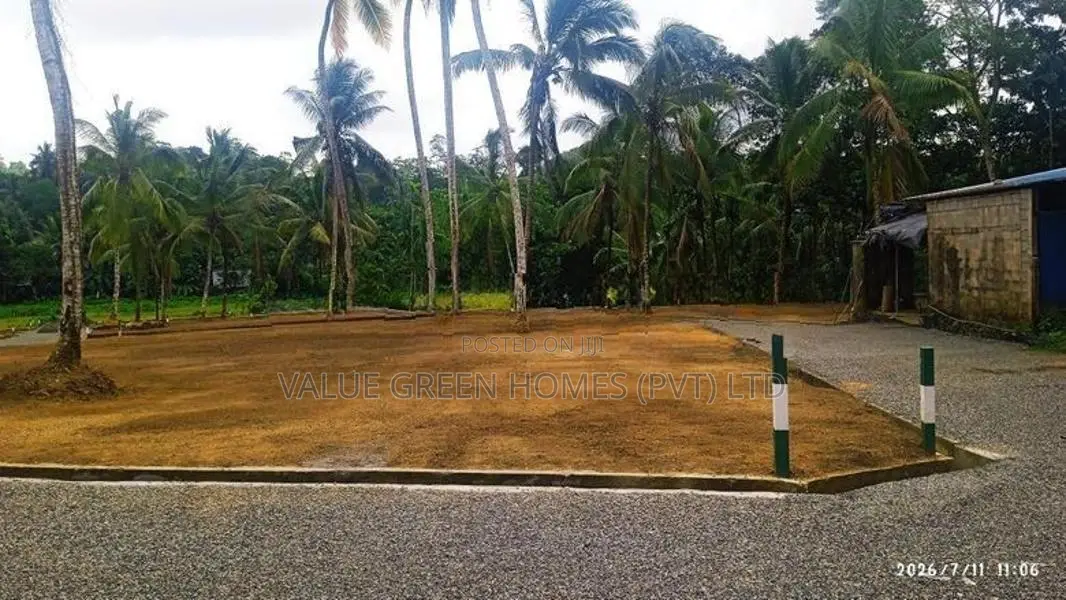 Residential Land for Sale in Padukka