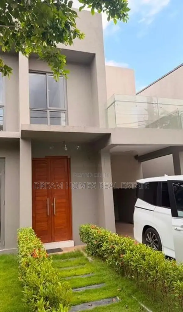 Brand-New 3 Bedroom Luxury Villa House for Rent – Canterbury Golf Reso