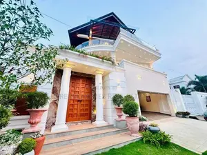 Ultra-Luxury Mansion for Sale in Jayanthipura, Battaramulla