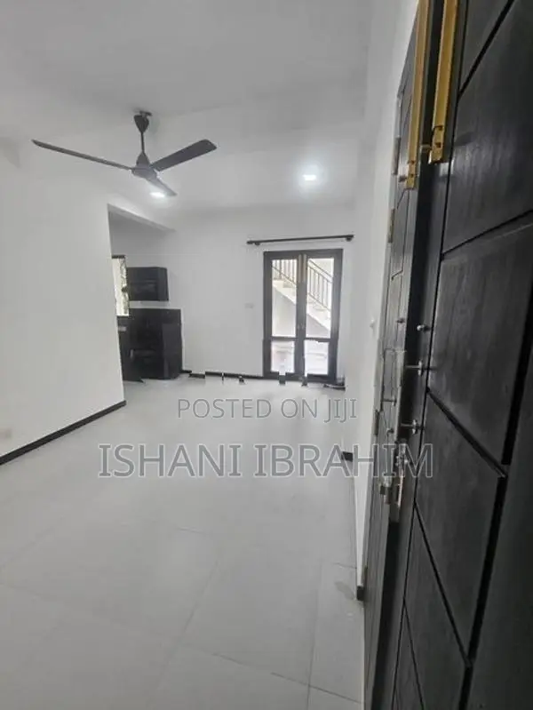 Brand New 2 Bedroom Upstairs House for Rent in Galawilawatta Homagama