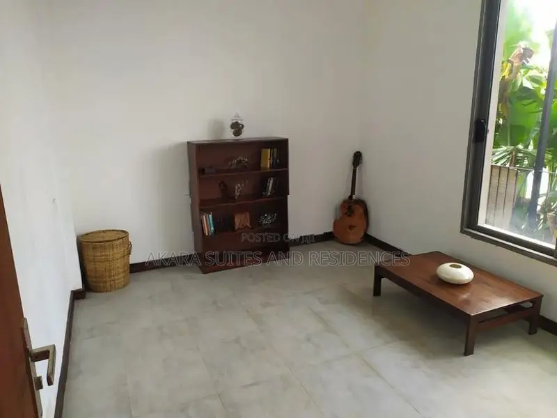11.55 Perches - Unfurnished House for Sale HL34321 Nugegoda