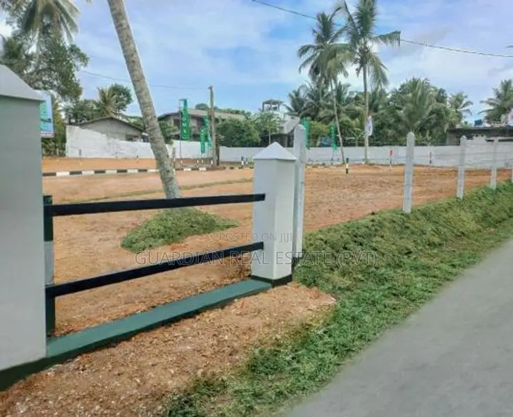 Luxury Land for Sale in Watareka