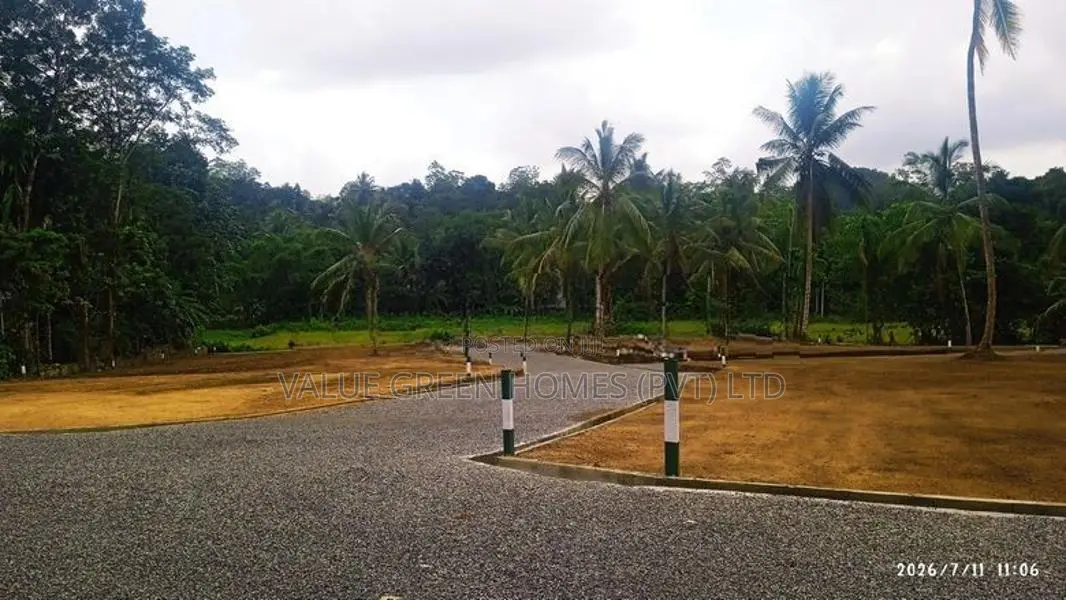 Residential Land for Sale in Padukka