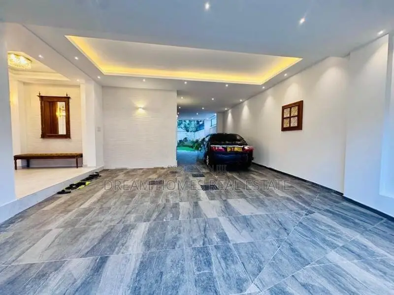 Ultra-Luxury Mansion for Sale in Jayanthipura, Battaramulla