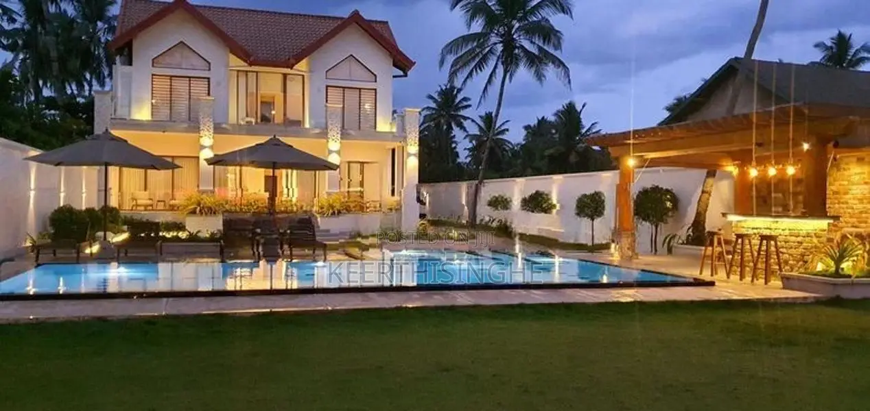 Luxury Beachfront Villa for Sale in Wadduwa