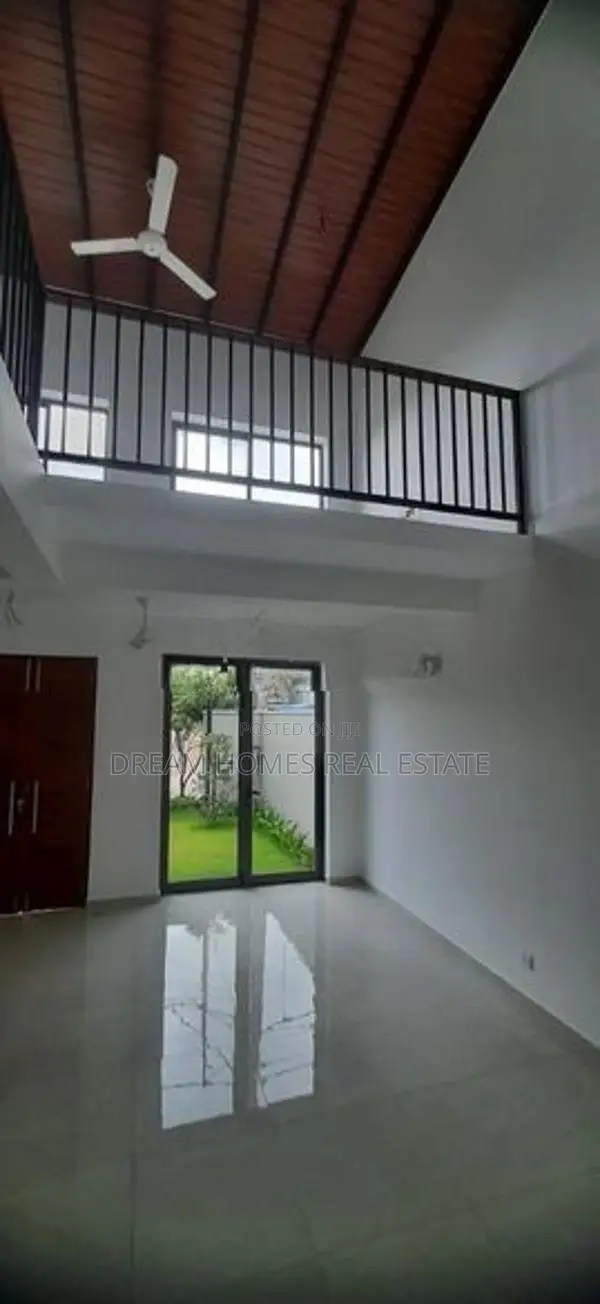 Brand-New 3 Bedroom Luxury Villa House for Rent – Canterbury Golf Reso