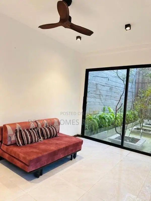Spacious 4 Bedroom House for Sale – Pannipitiya