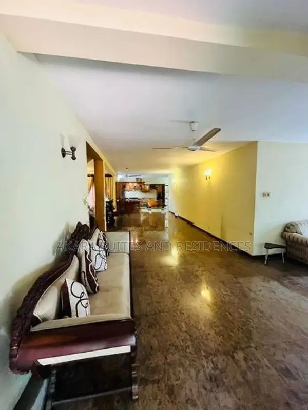 19 Perches - Furnished House for Sale HL53752 Nugegoda