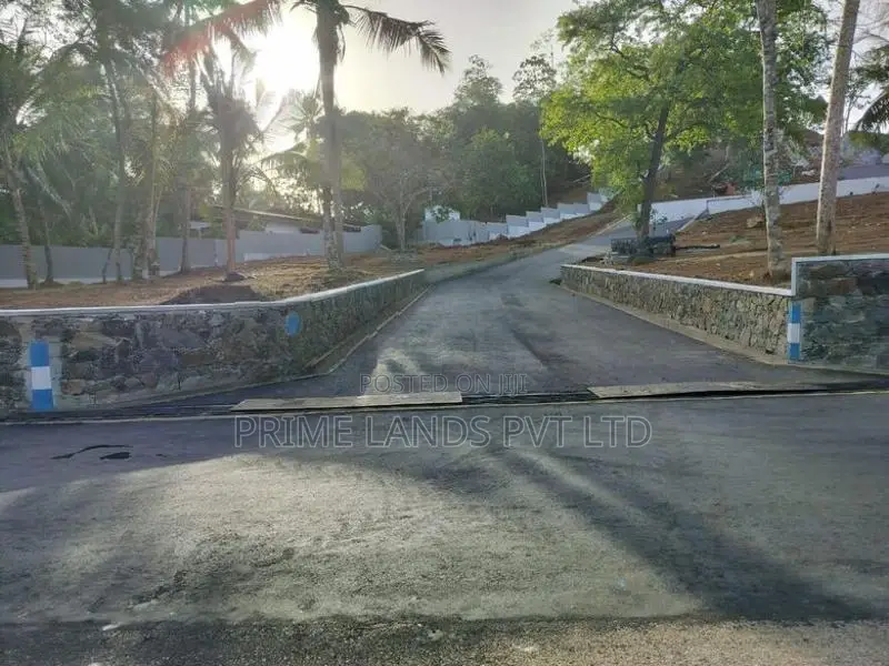 Lands for Sale Near Karapitiya Hospital Galle