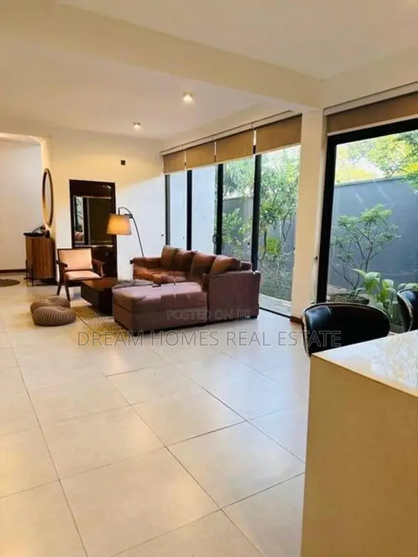 Spacious 4 Bedroom House for Sale – Pannipitiya