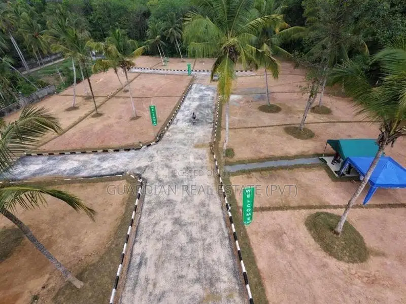 Luxury Land for Sale in Ja Ela Kotugoda