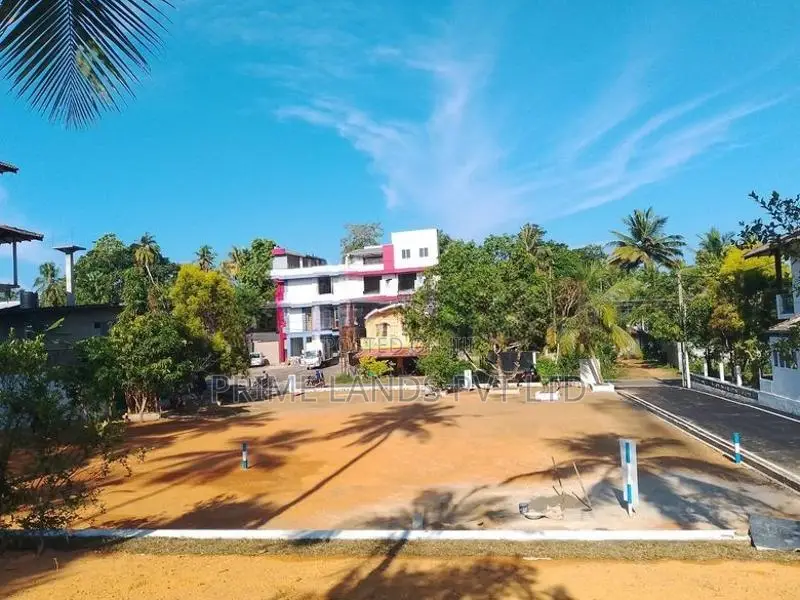 Galle Baddegama Road Land for Sale